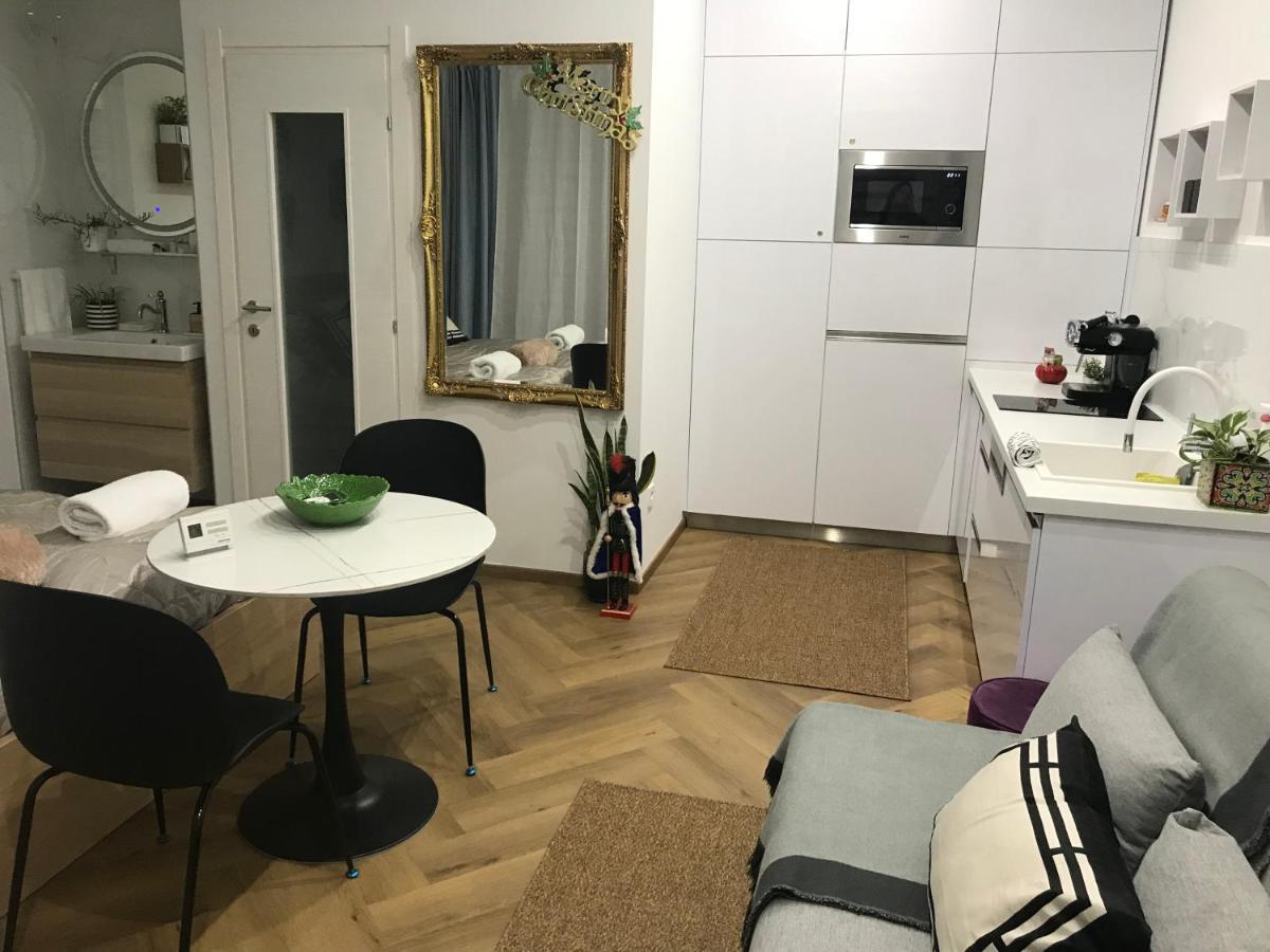 Greatforest Rosehill 2 Apartman -Bmw- Debrecen Eksteriør billede