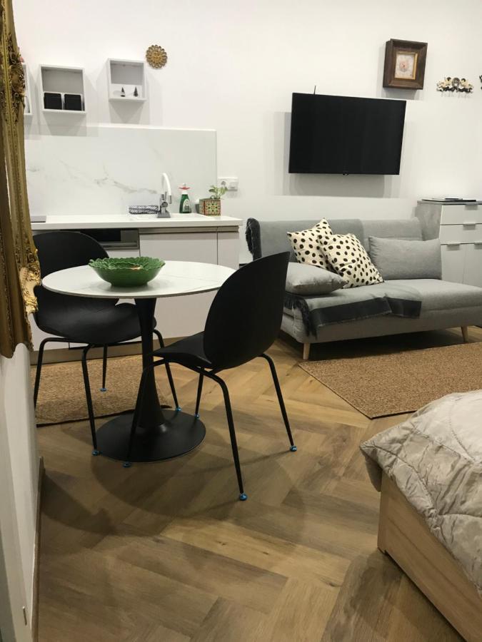 Greatforest Rosehill 2 Apartman -Bmw- Debrecen Eksteriør billede